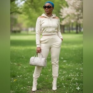 Brahmin Claire Melbourne Croc Embossed Barrell Bag